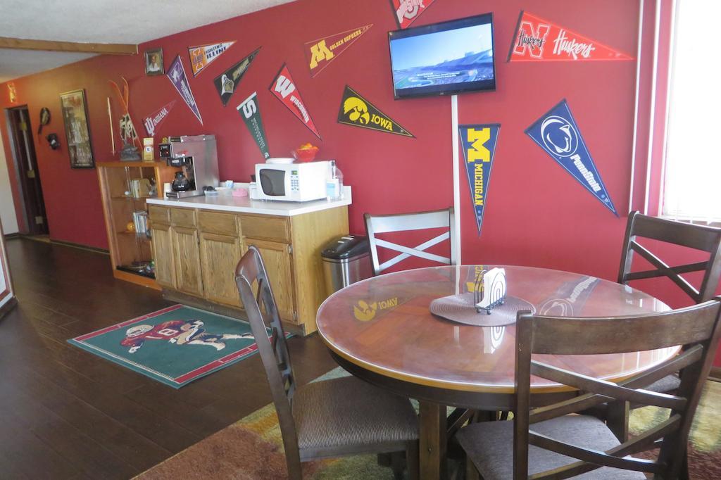 وين Sports Club Motel المظهر الخارجي الصورة